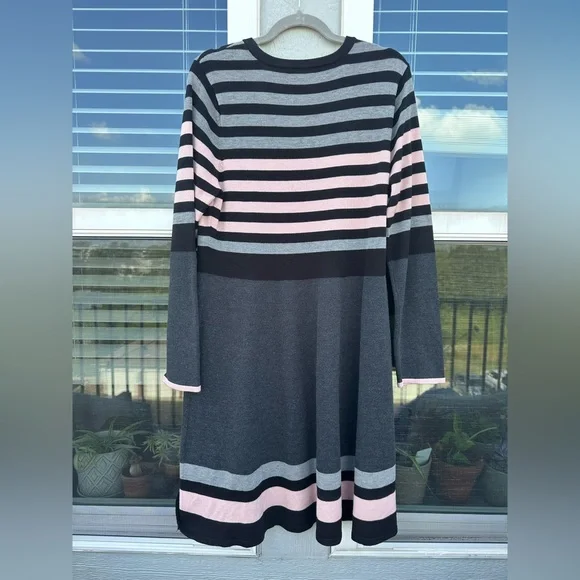 Jessica Howard Women’s Long Sleeved Striped Sweater Dress - Picture 5 of 6